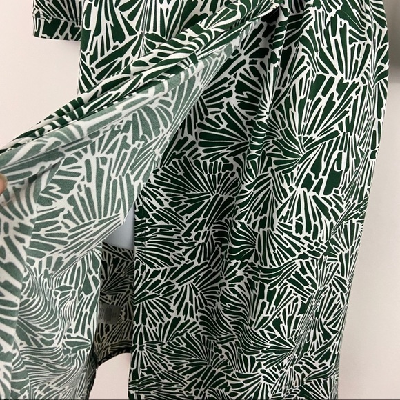BCBGMaxAzria Green White Print Wrap Dress XS - Picture 5 of 12